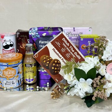 The Mirror Confectionery Tray