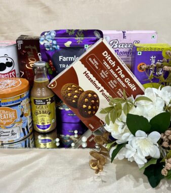 The Mirror Confectionery Tray