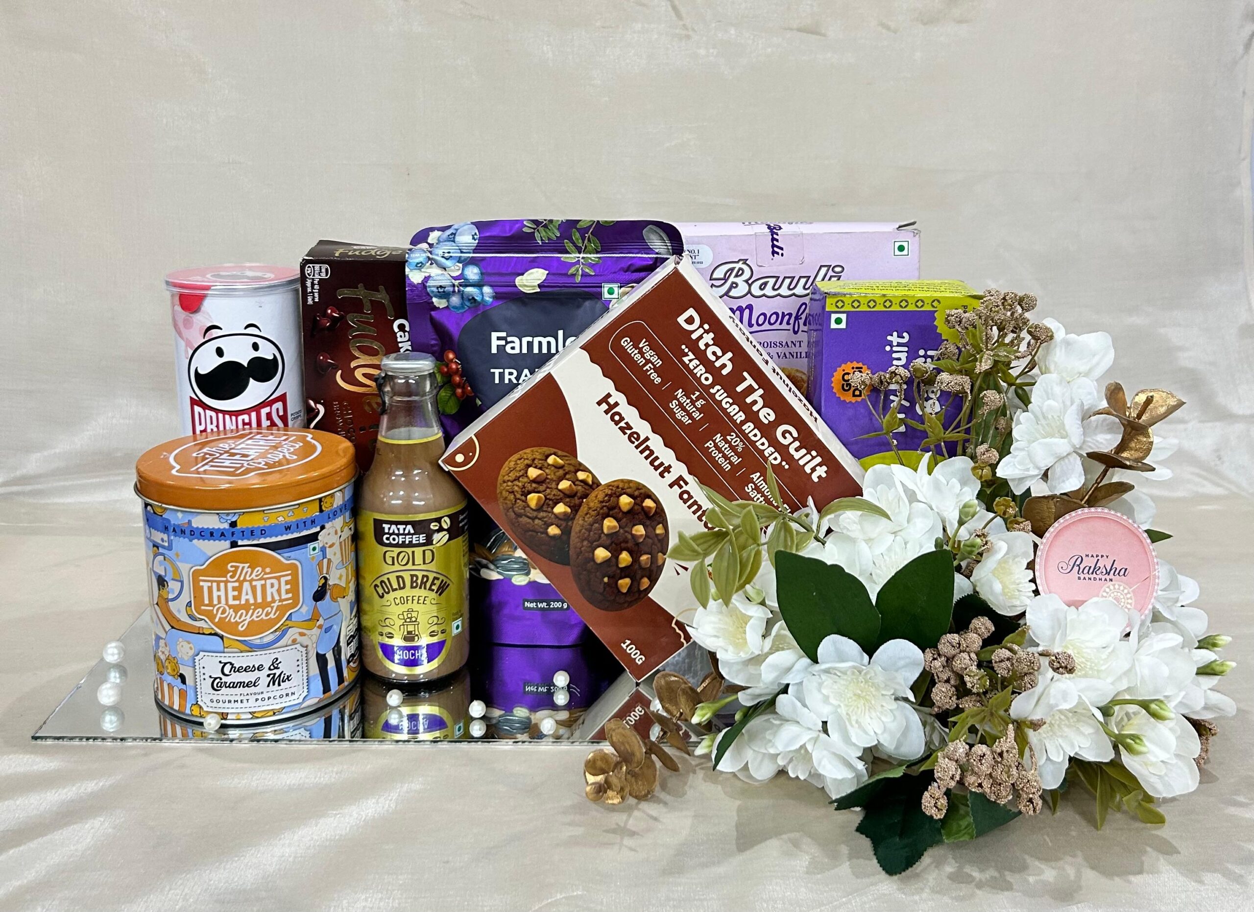 The Mirror Confectionery Tray